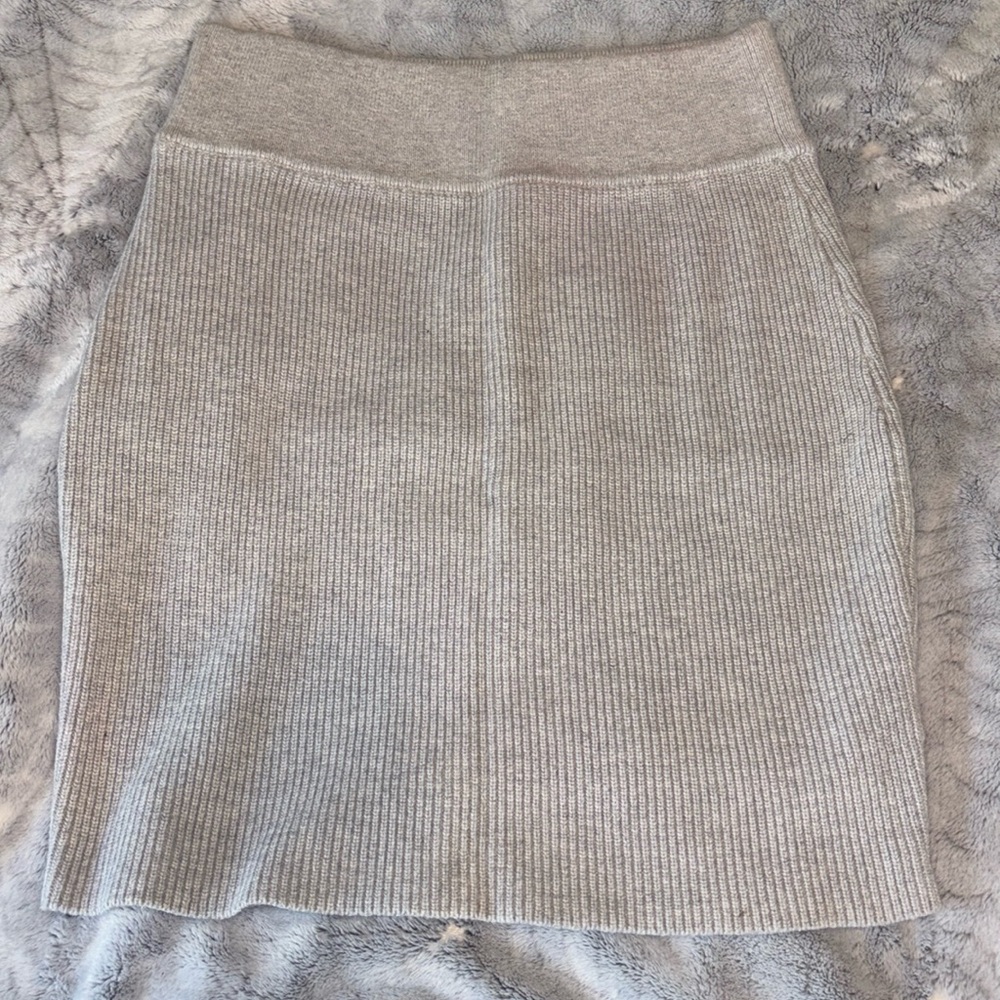 Women’s skirt